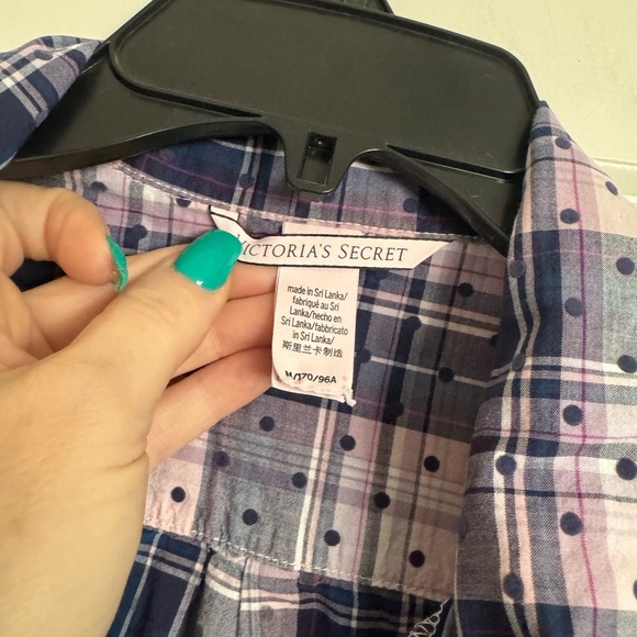 Victoria Secret EUC top size S pants M
Super cute lightweight pajama set - Picture 7 of 10